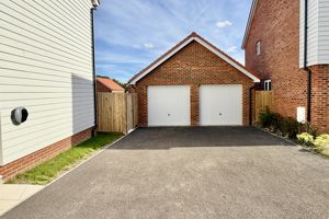 Photo 18- click for photo gallery